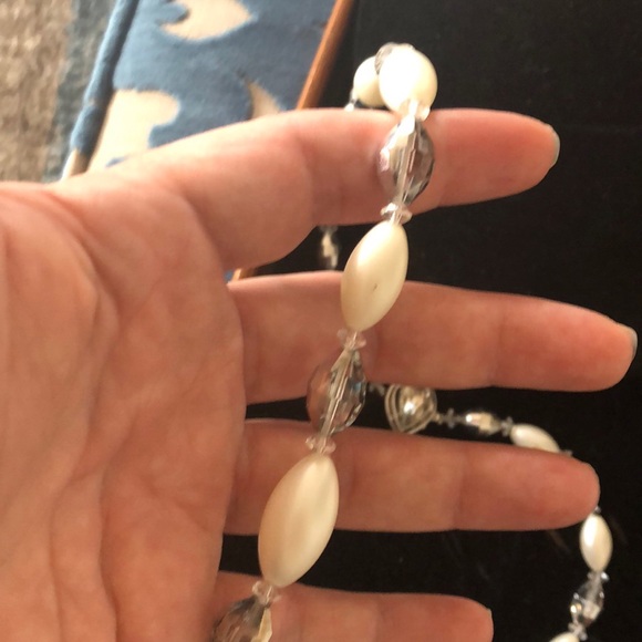 1960’s Necklace - Picture 4 of 8